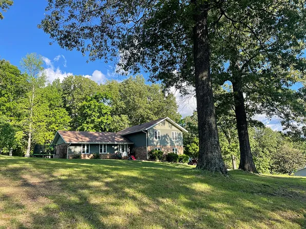 184 W Lake Loop, Madisonville, KY 42431
