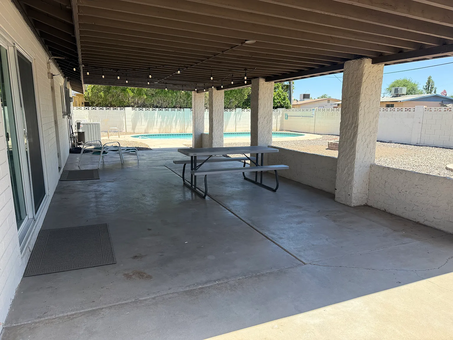 315 E Pebble Beach Dr — Photo 3