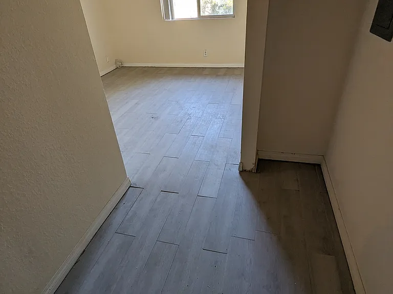 240 W Lincoln Ave W #6 — Photo 22