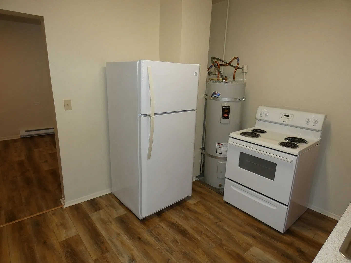 615w8t - Diaz — Photo 4