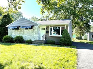 2141 Aster Rd, Bethlehem, PA 18018