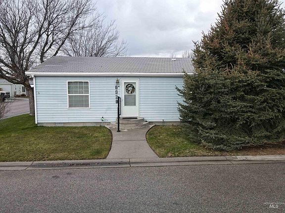 2nd image of 1461 S Constitution Ln