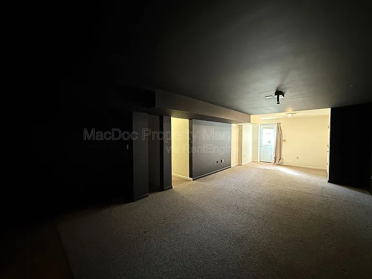 10500 Westfield Ln — Photo 21