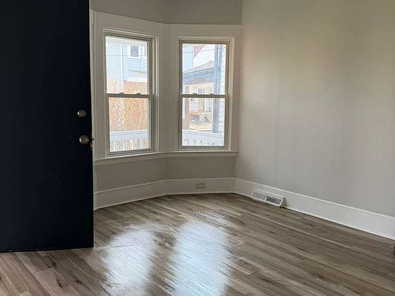 2nd image of 3028 W 104th St