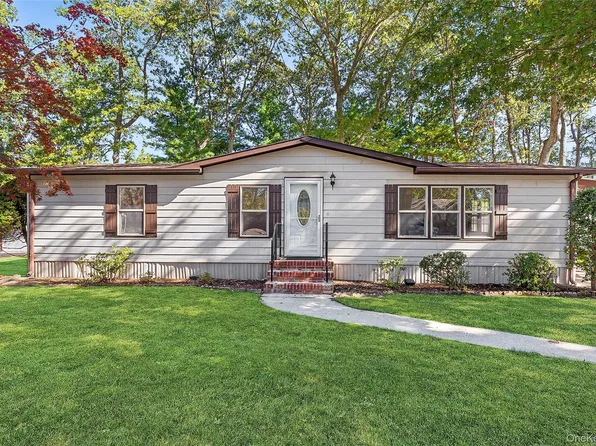 1661-434 Old Country Road, Riverhead, NY 11901