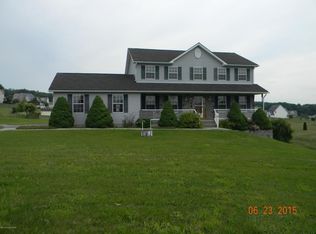 111 Rolling Meadows Rd, Saylorsburg, PA 18353