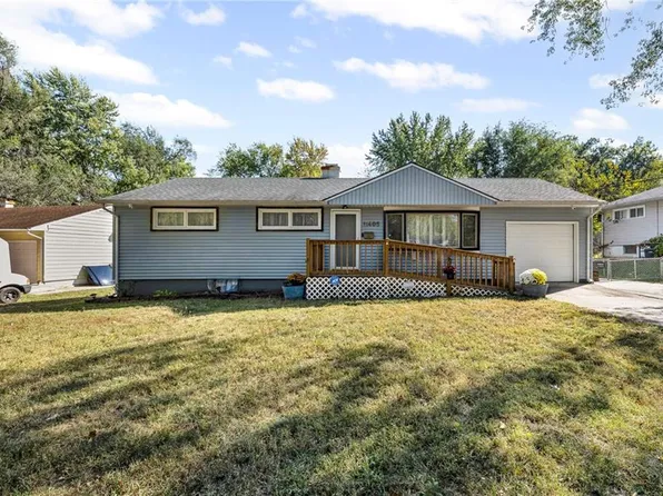 11405 Greenwood Rd, Kansas City, MO 64134