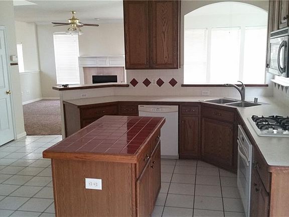 4th image of 5005 Enclave Ct