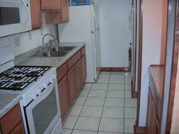 4th image of 9 W Fernwood Dr