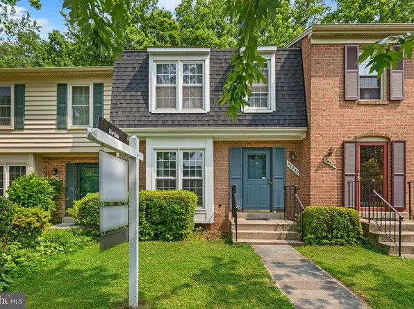 20249 Maple Leaf Ct, Montgomery Village, MD 20886