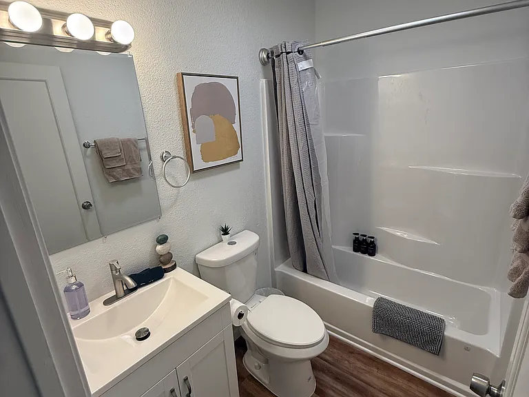 707 W Shields Ave #1 — Photo 10