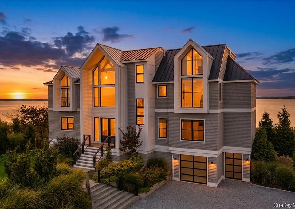 1st image of 20 Cove Ln