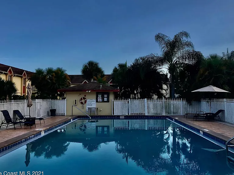 2130 Forest Knoll Dr NE #103 — Photo 11
