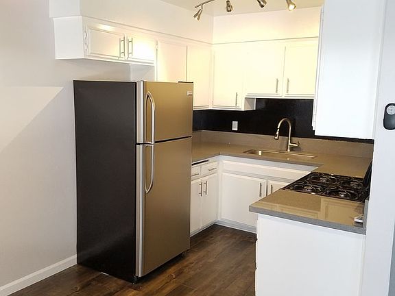 5th image of 3210 Andrita St APT 308