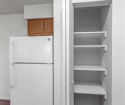 5th image of 2701 20th St SW