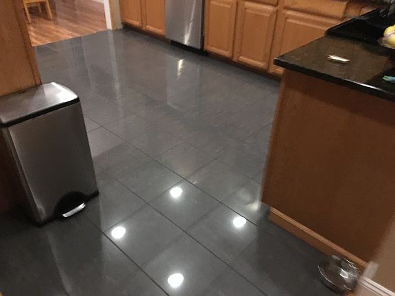 3rd image of 3961 Mountain View Dr