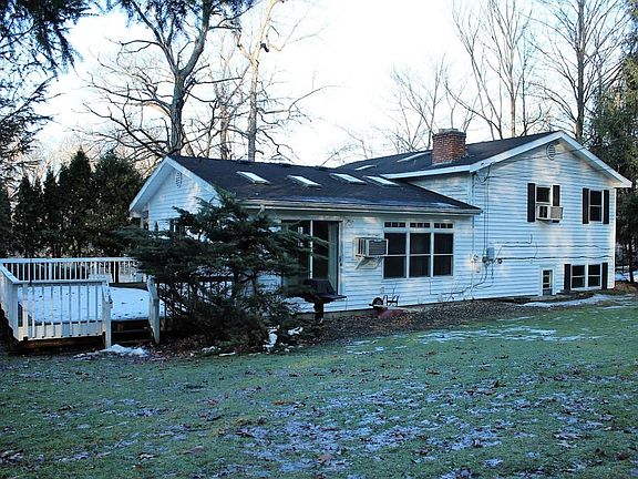 5th image of 1147 S Lakeshore Dr