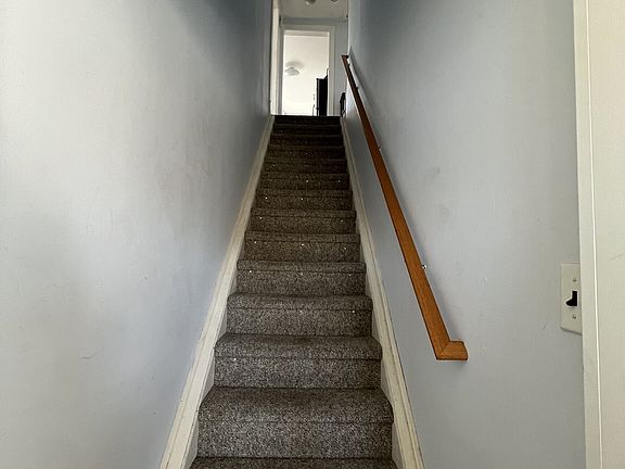 2nd image of 262 East Ave APT 3