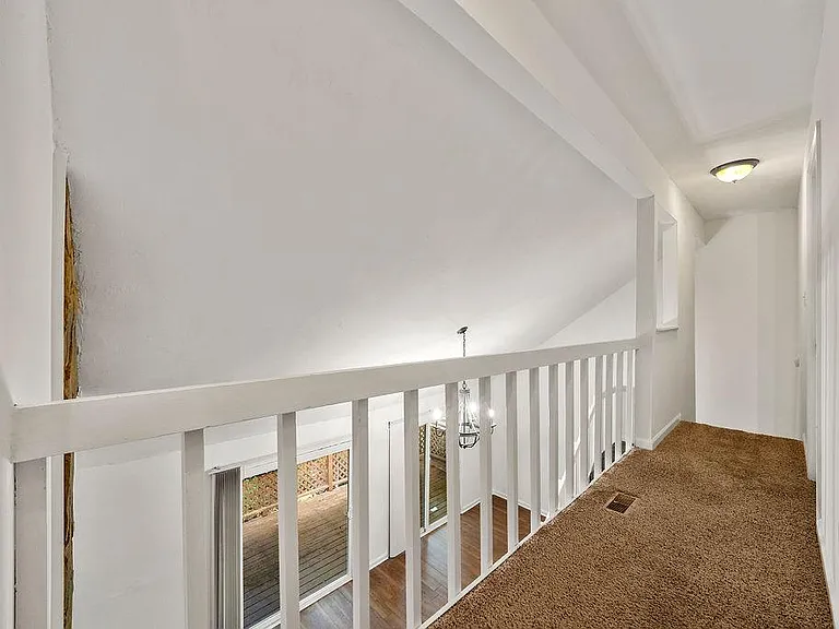1353 Overlook Cv SE — Photo 17