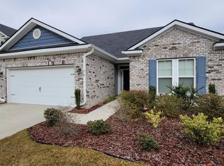 76 Crystal Lake Dr, Pt Wentworth, GA 31407
