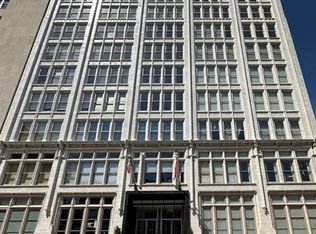 1501 Locust St APT 1102, Saint Louis, MO 63103