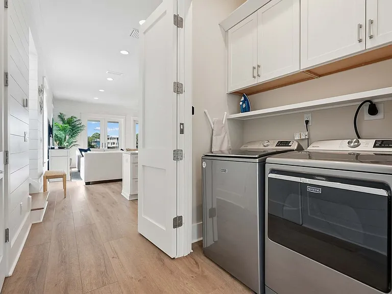 Laundry Room Cabinet