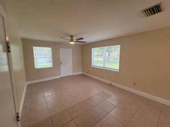 227 Strawberry Ln #229, Daytona Beach, FL 32117