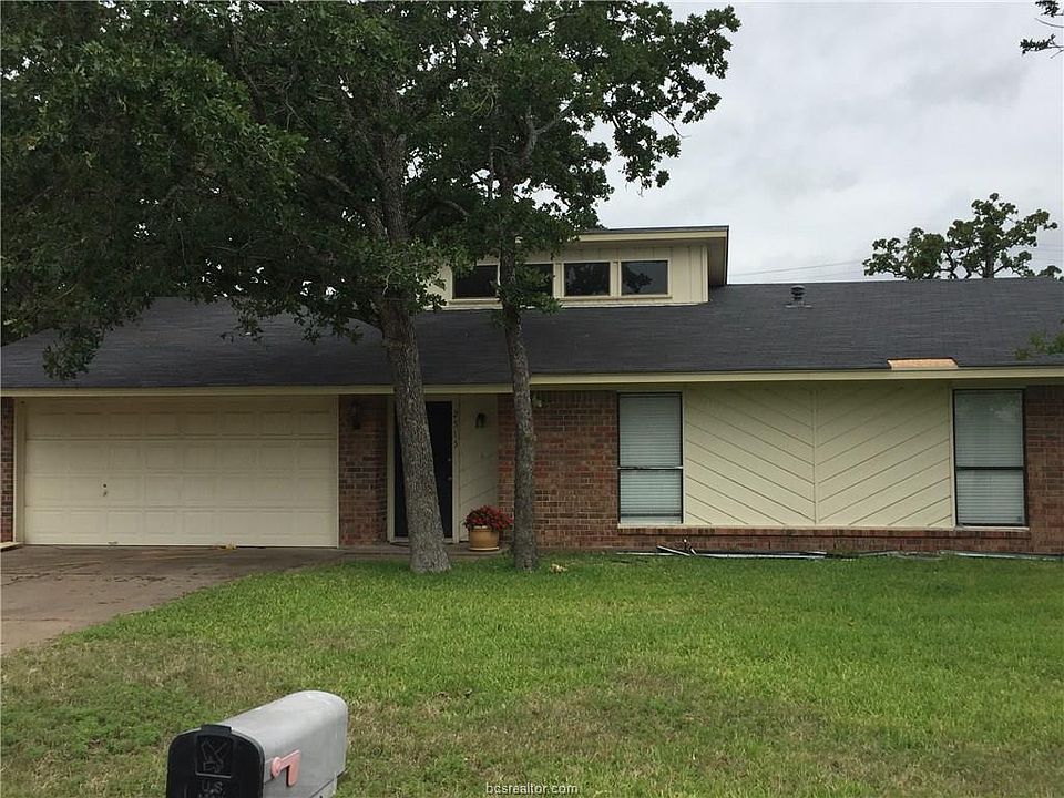 1st image of 2515 Sumter Dr