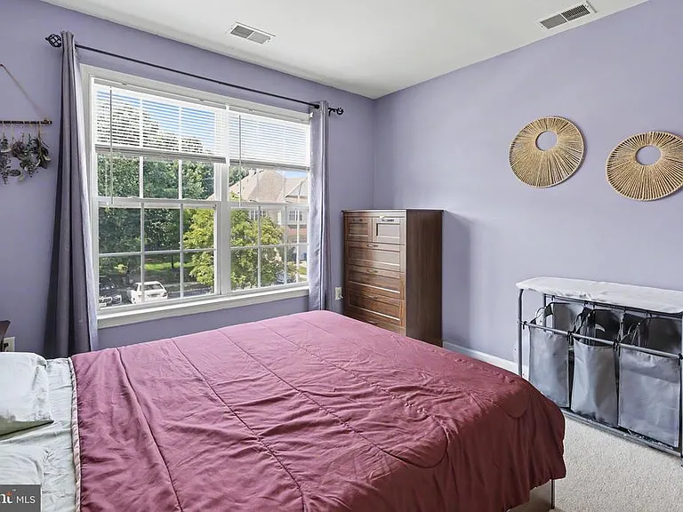 16 Shelley Cir — Photo 40