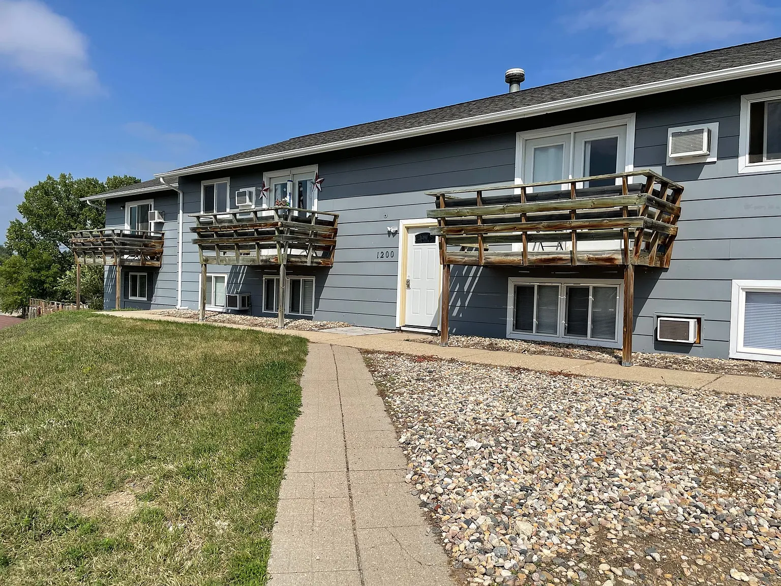 1200 Glacial Drive — Photo 1