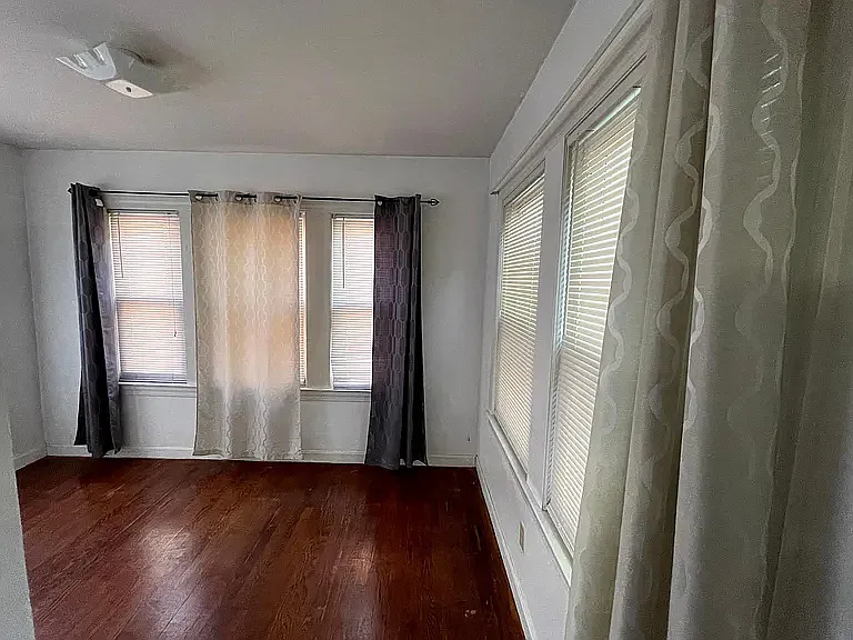 96 Lawton St #1 — Photo 8