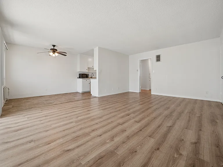 16900 Parthenia St #13 — Photo 5