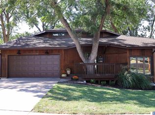 1535 N 69th St, Lincoln, NE 68505