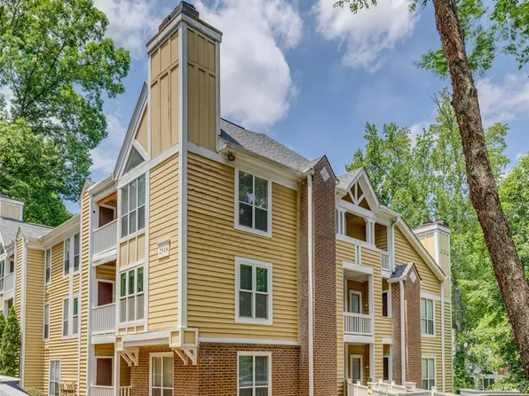 2516 Cranbrook Ln APT 12, Charlotte, NC 28207