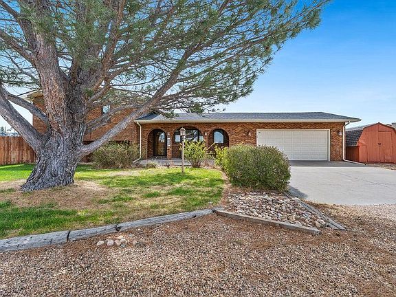 2nd image of 112 Bachar Dr