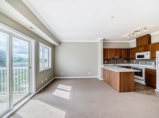 Belcanto Court, Edmonton, AB T6C 0Y8