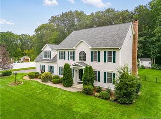 1 Williamsburg Rd, Higganum, CT 06441
