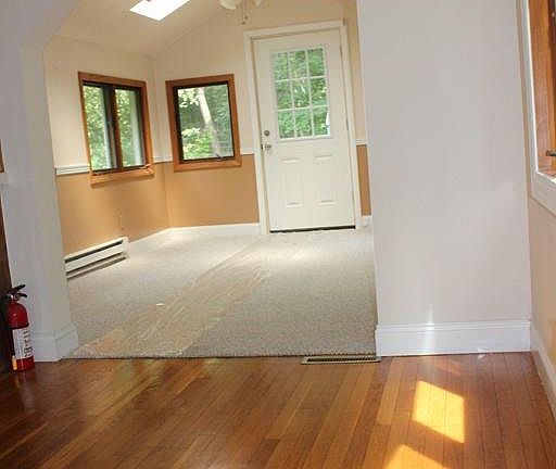 4th image of 8 Kensington Dr