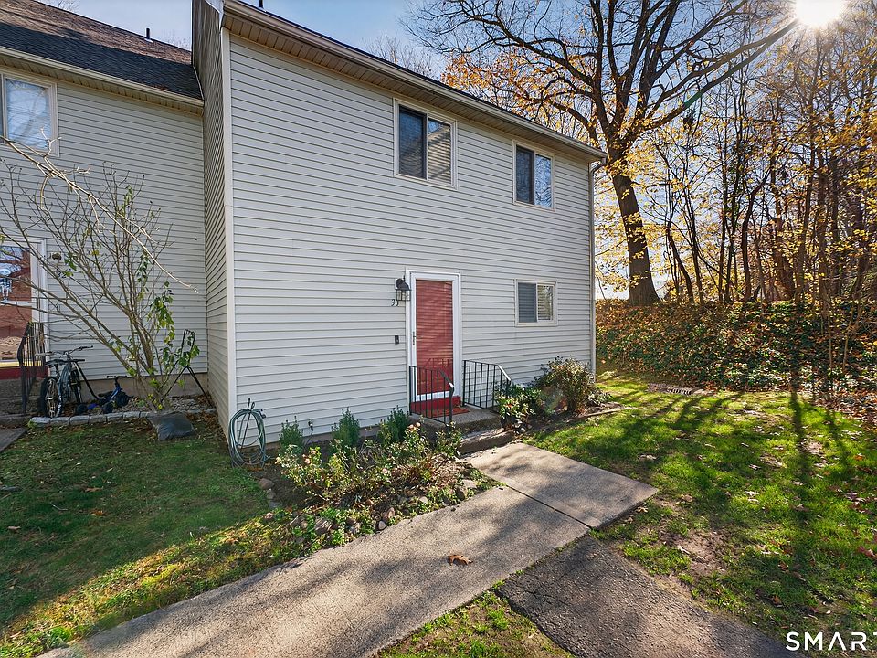 1st image of 30 Larkspur Drive #30