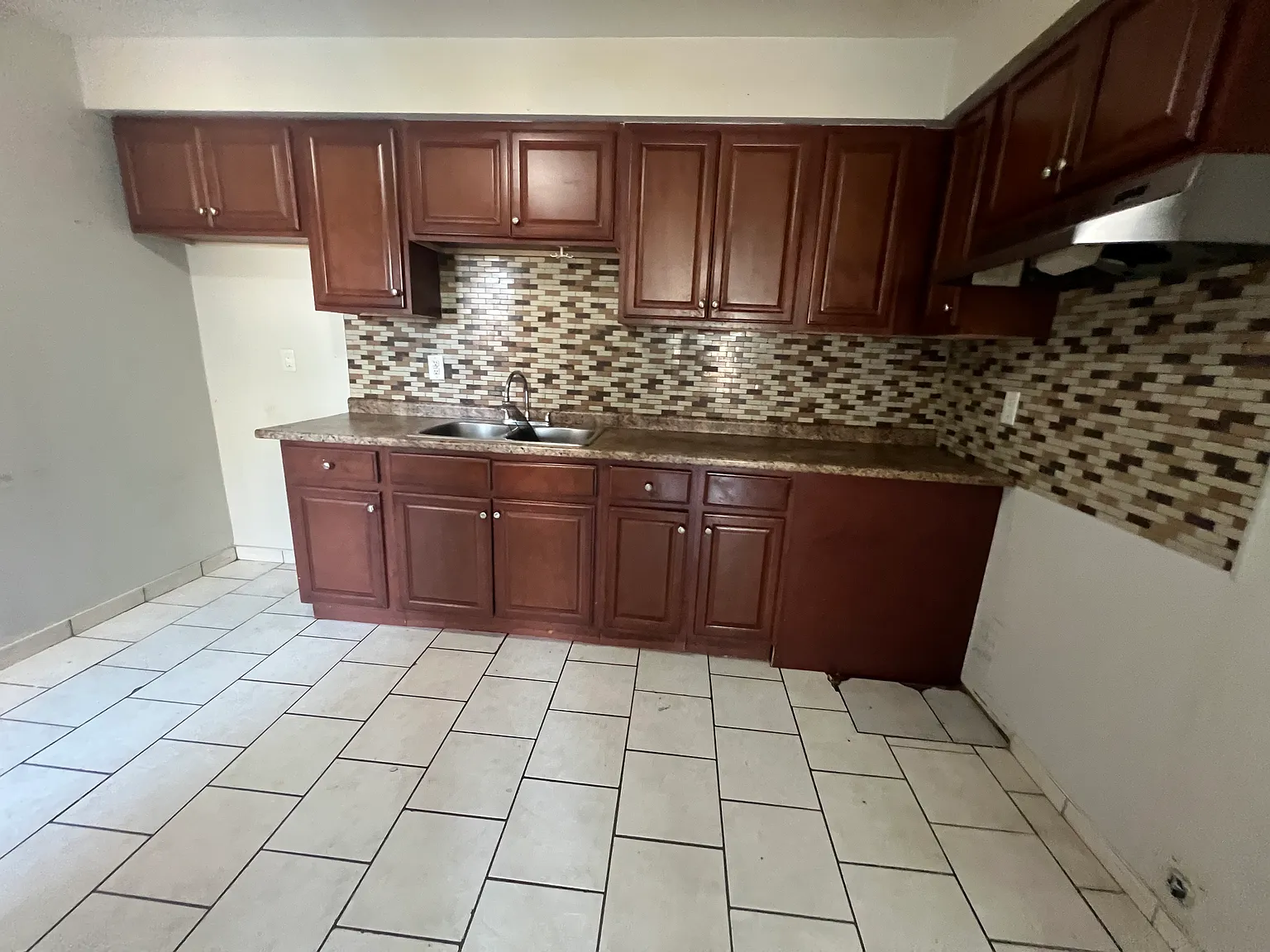81 Eagen Drive Kitchener — Photo 1