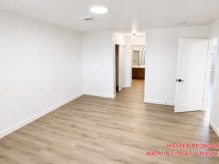 3201 Pacific Ave #907 — Photo 6