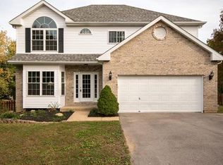 1902 Bogey Hill Dr, Pacific, MO