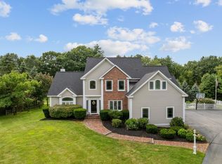 37 Londonderry Rd, Windham, NH 03087