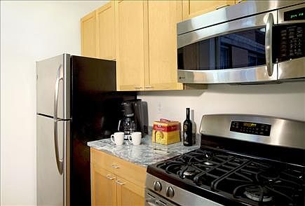 2nd image of 305 W 50th St APT 17E