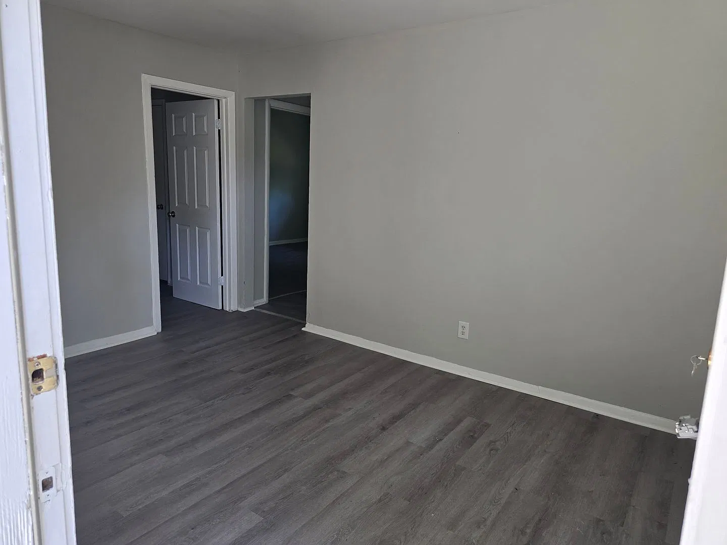 Tucked Away 2 bedroom — Photo 4