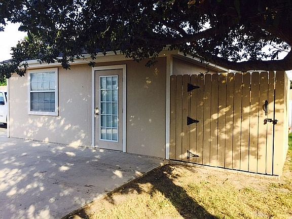 3rd image of 4015 Mallard Dr