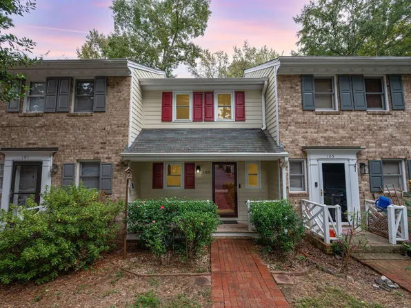 103 Briarcreek Ct, Cary, NC 27513