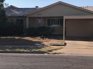 1107 E Walker Dr, Hobbs, NM 88240