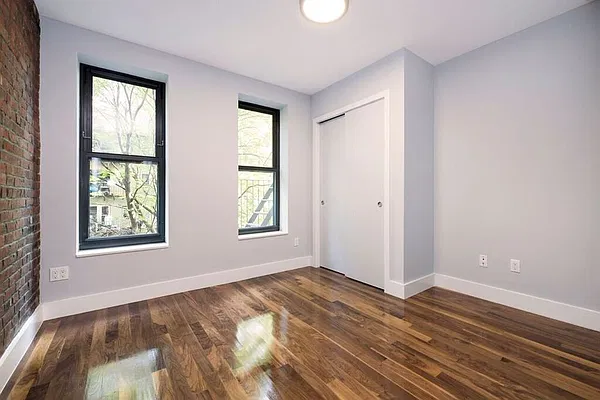 Rented by Bold New York | media 16