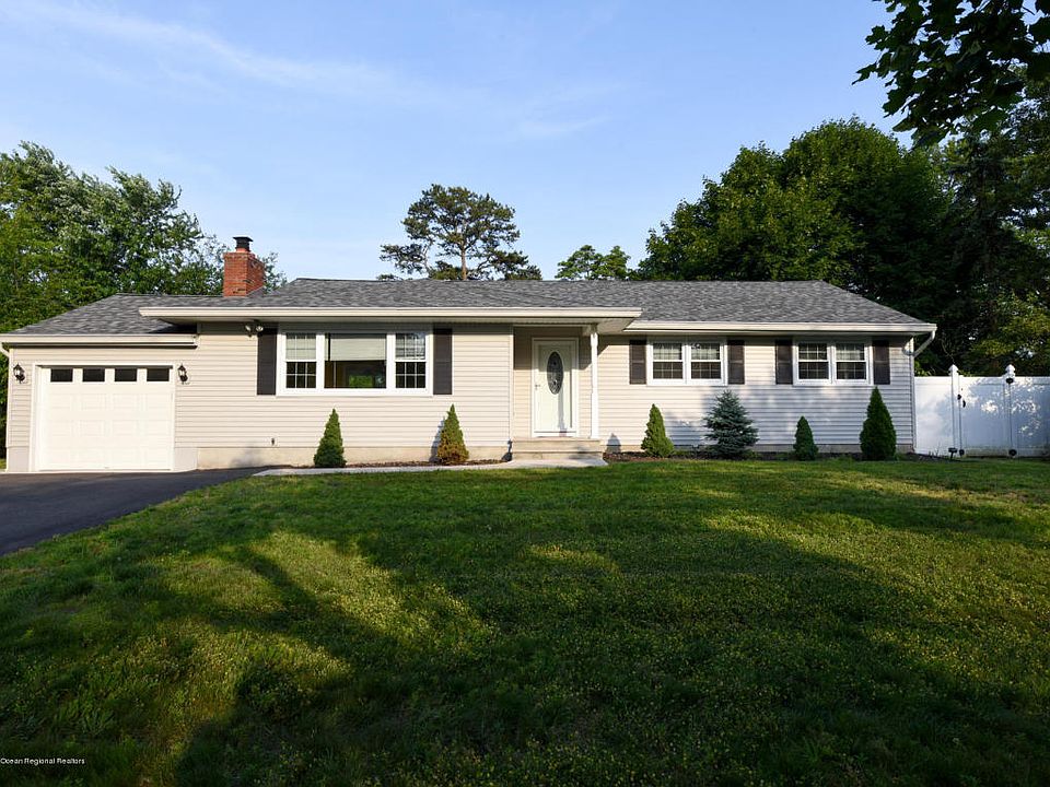1st image of 29 Marjorie Dr